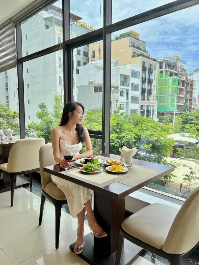 Golden Line Hotel Danang Bagian luar foto
