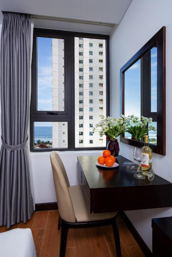 Golden Line Hotel Danang Bagian luar foto