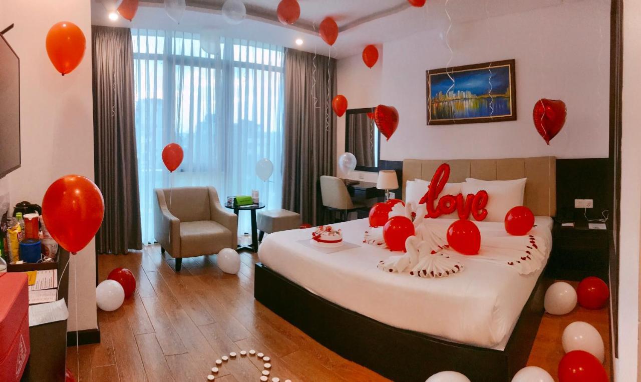 Golden Line Hotel Danang Bagian luar foto
