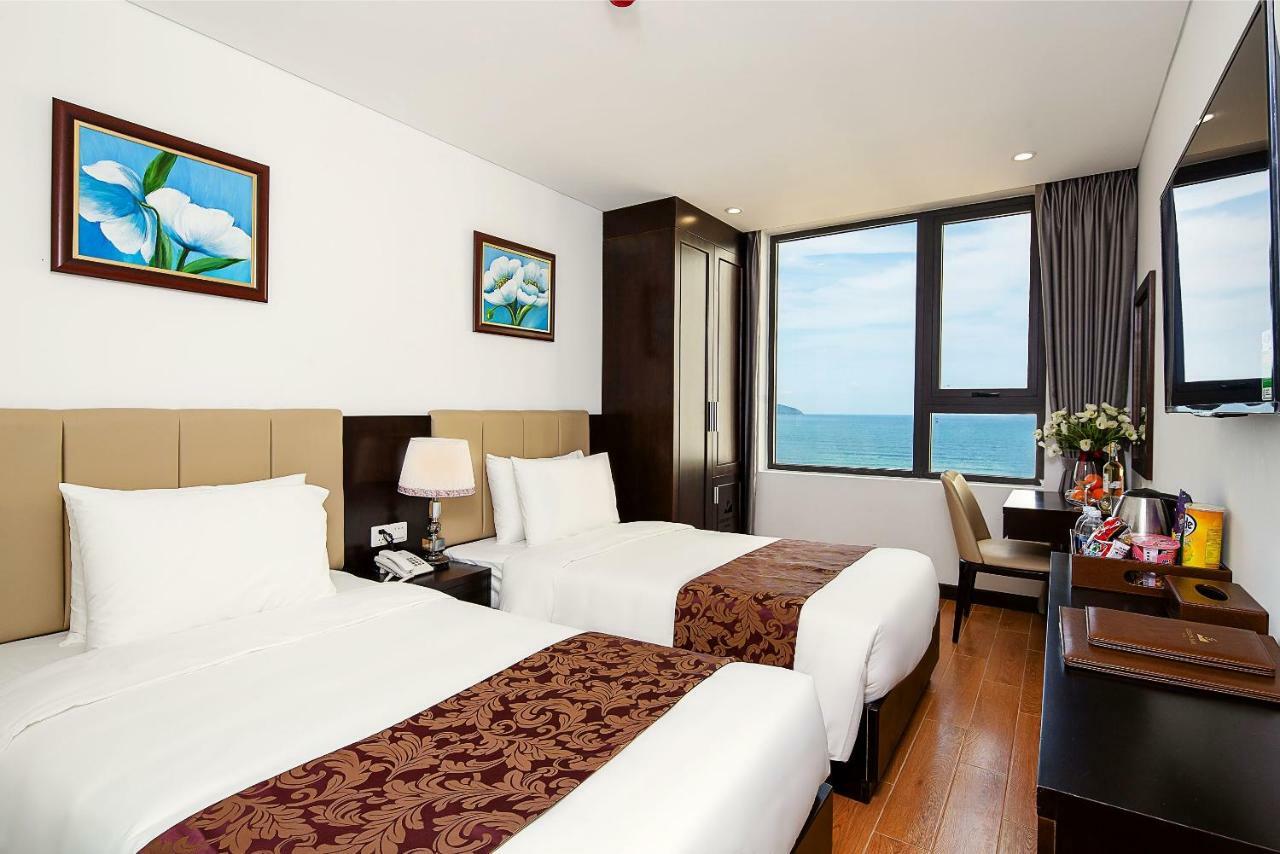 Golden Line Hotel Danang Bagian luar foto