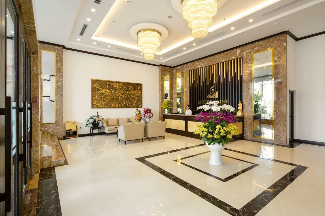 Golden Line Hotel Danang Bagian luar foto