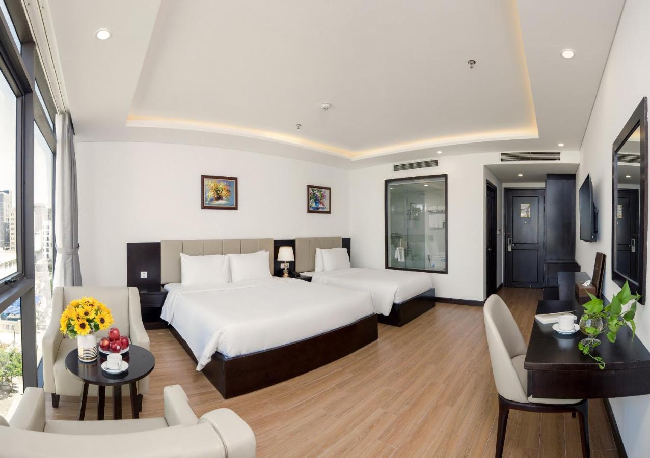 Golden Line Hotel Danang Bagian luar foto
